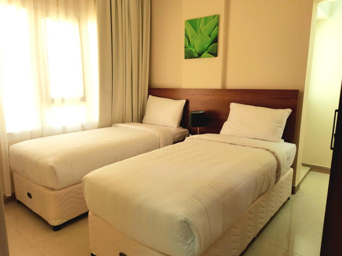 Grand Orchid Hotel Apartment Duqm Esterno foto