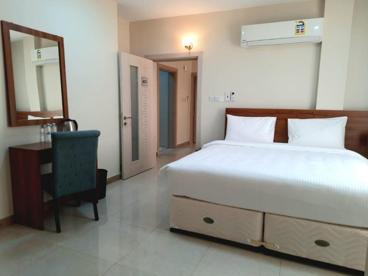 Grand Orchid Hotel Apartment Duqm Esterno foto